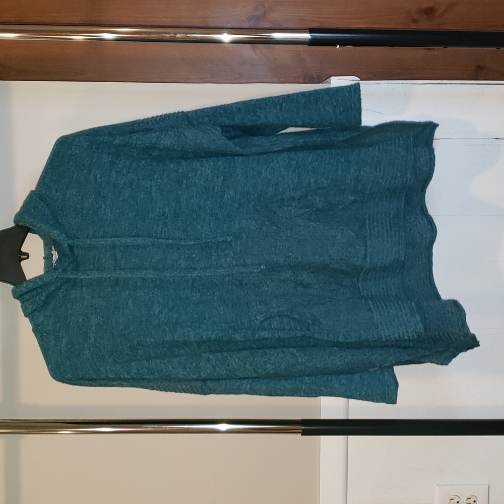 Size 1x White Birch teal sweater sweatshirt